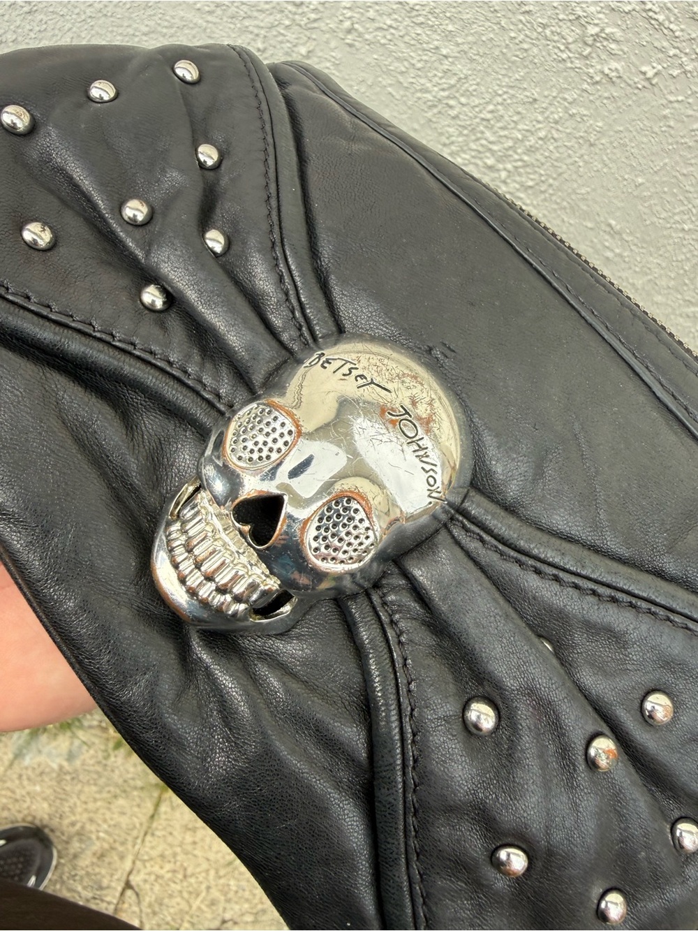 Rare Betsy Johnson lamb leather Black Studded Skull Shoulder Bag wristlet